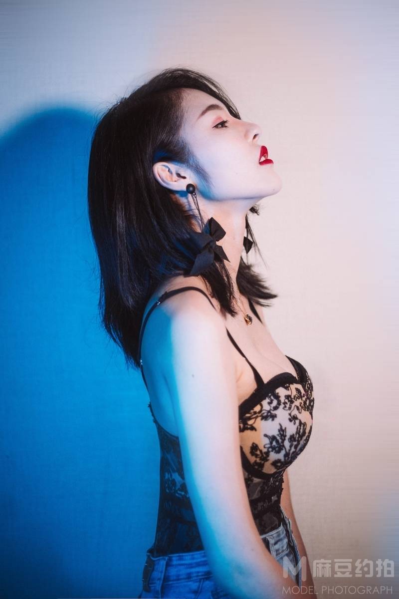 胶片模特
