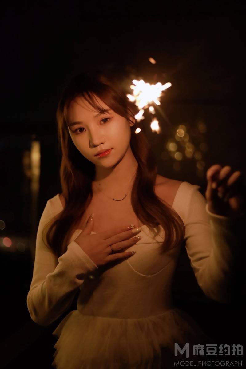 夜景模特