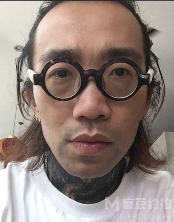 胶片模特