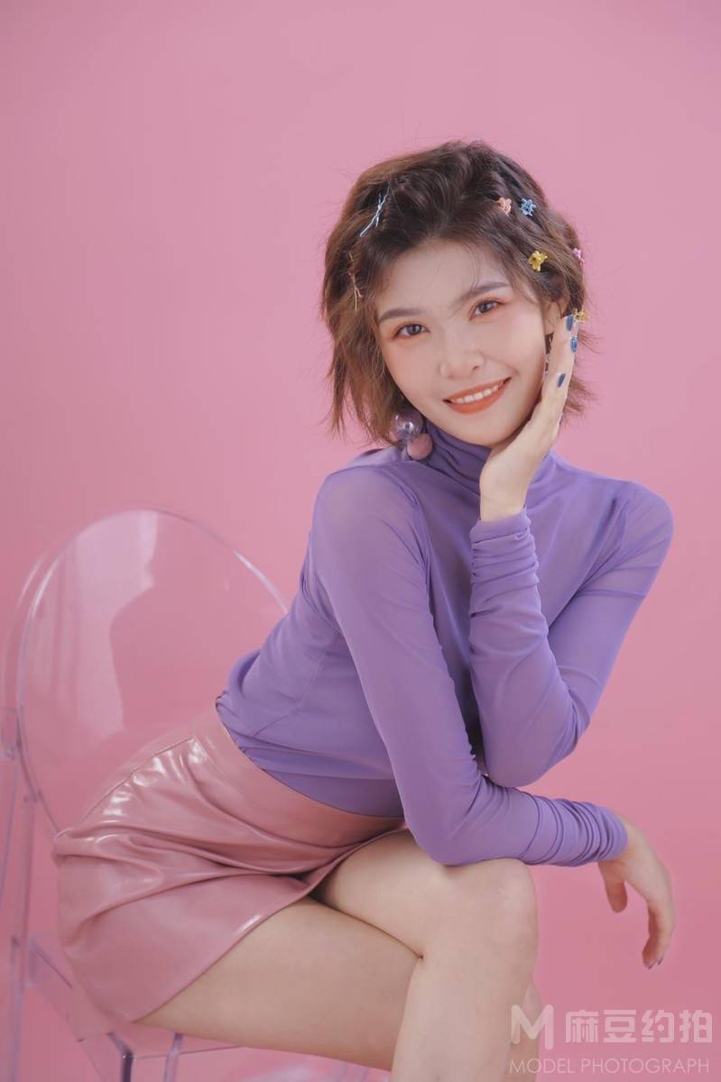情绪模特