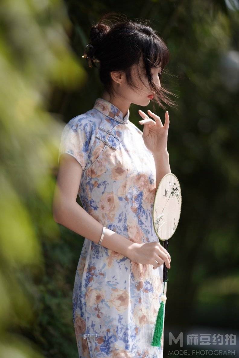 清新模特