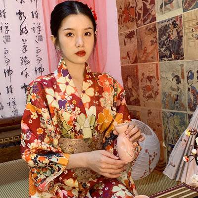 黑白模特
