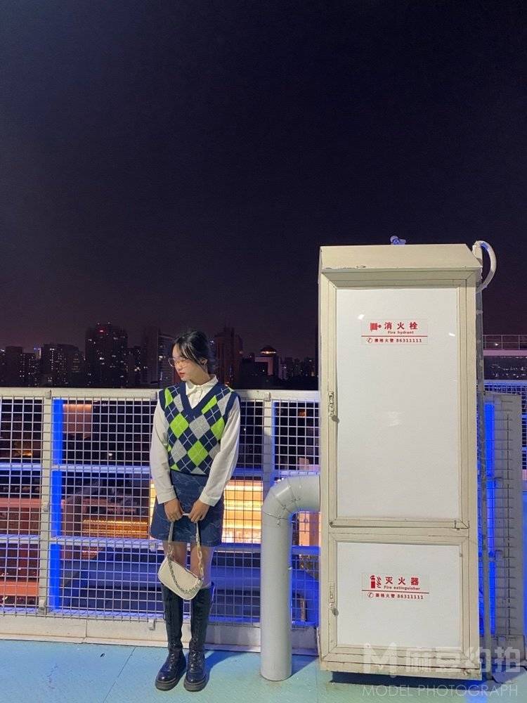 校园模特