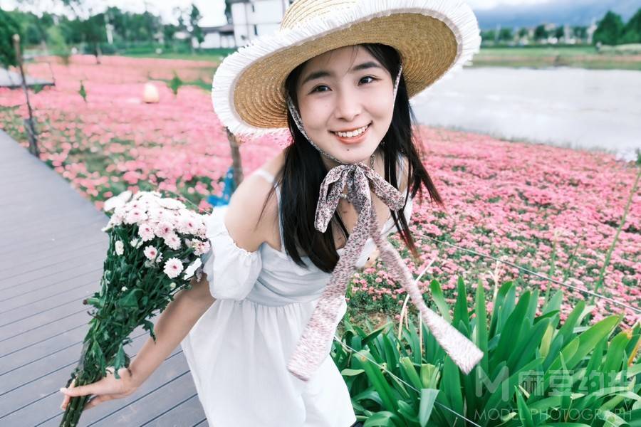清新模特