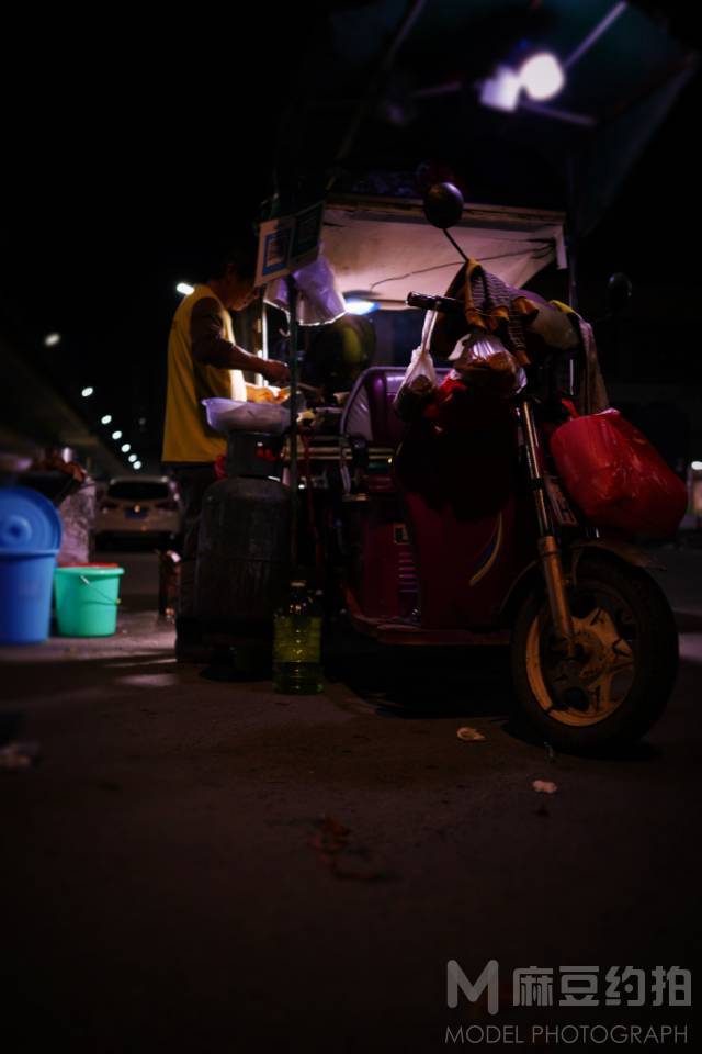 夜景模特