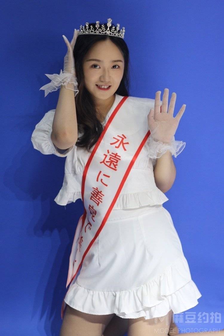 胶片模特