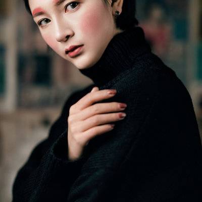 情绪模特