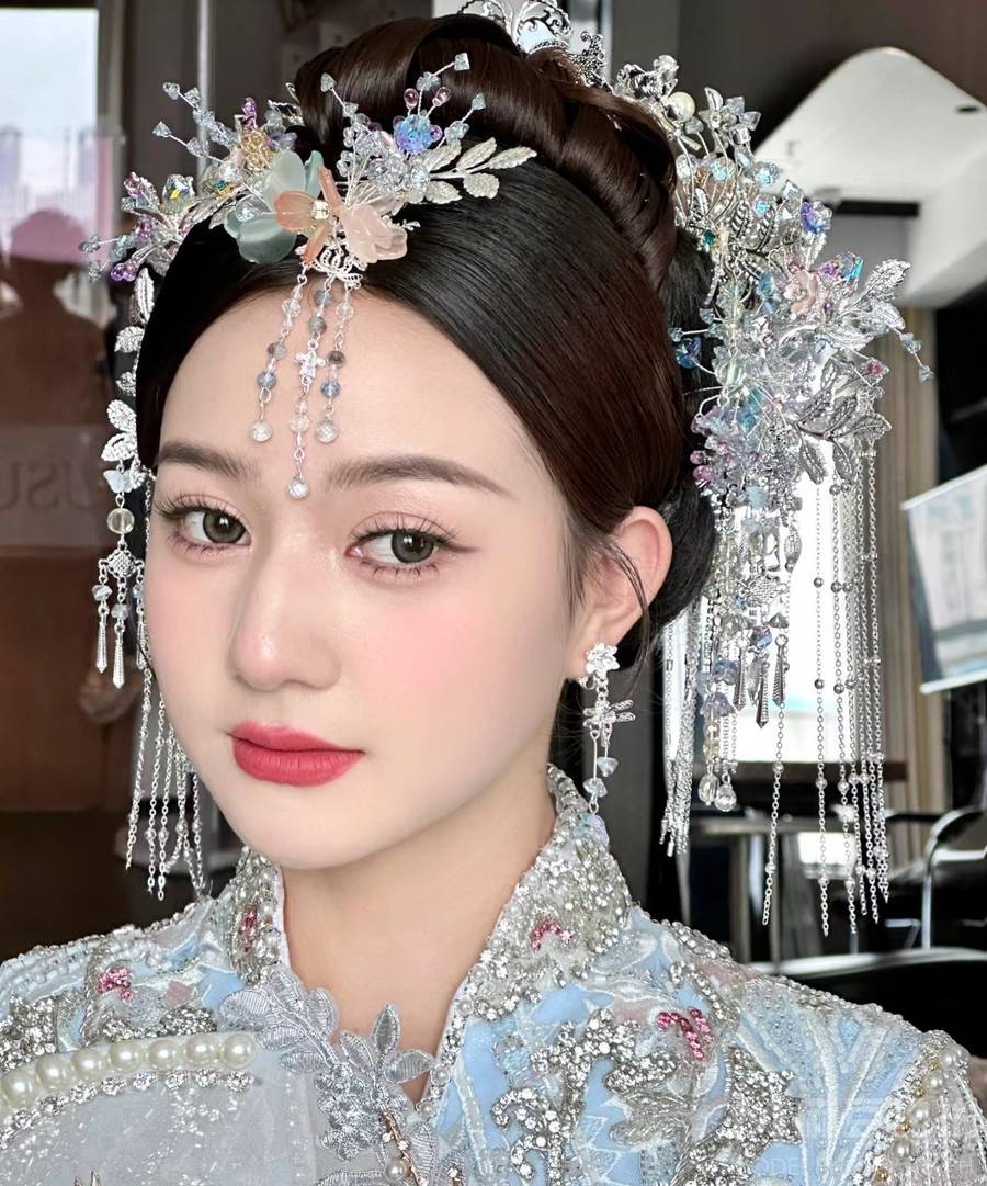 妆容模特