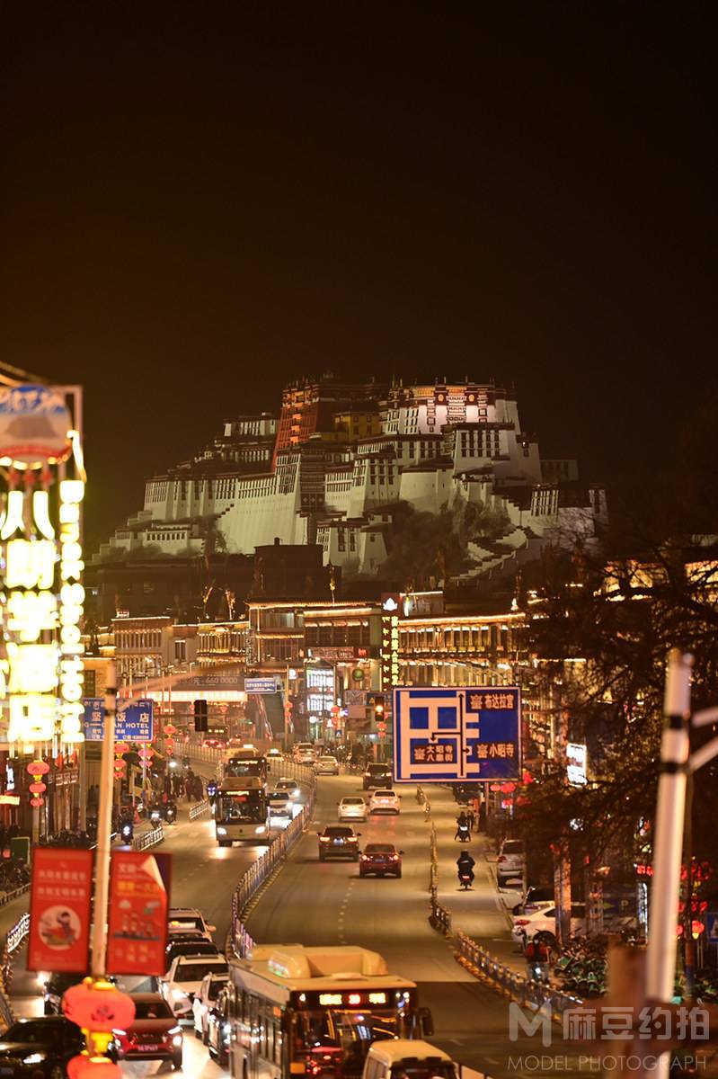 夜景模特