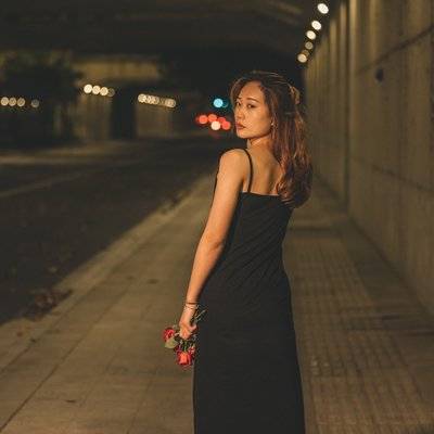 情绪模特