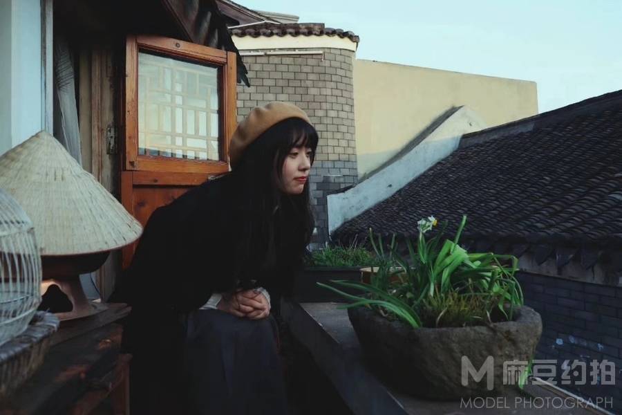 情绪模特