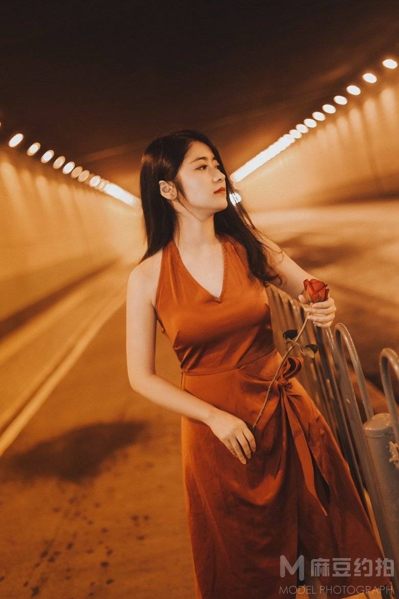 夜景模特