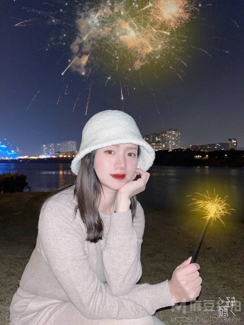 夜景模特