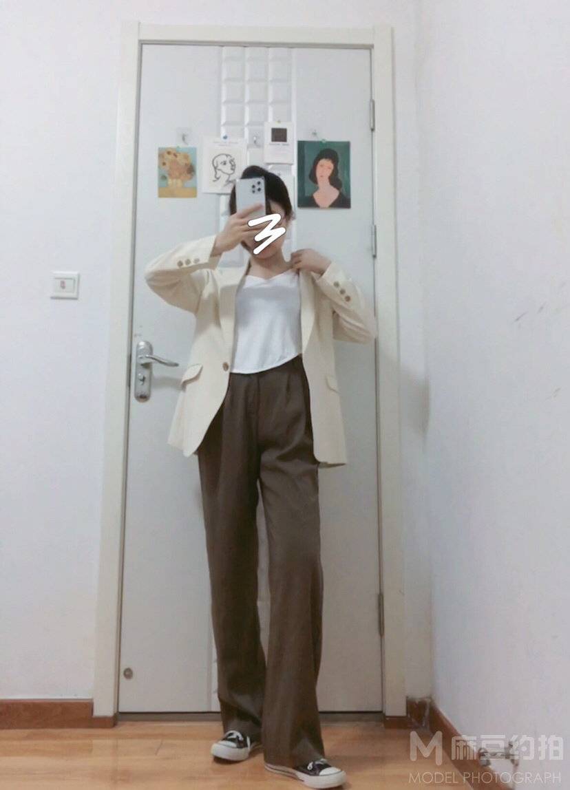校园模特