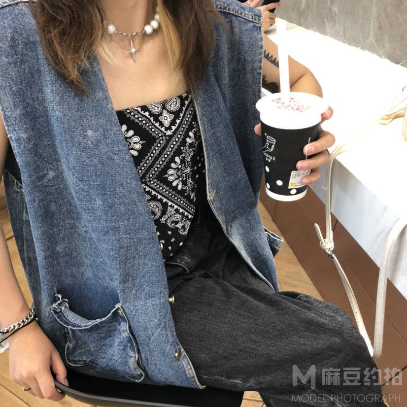 纪实模特