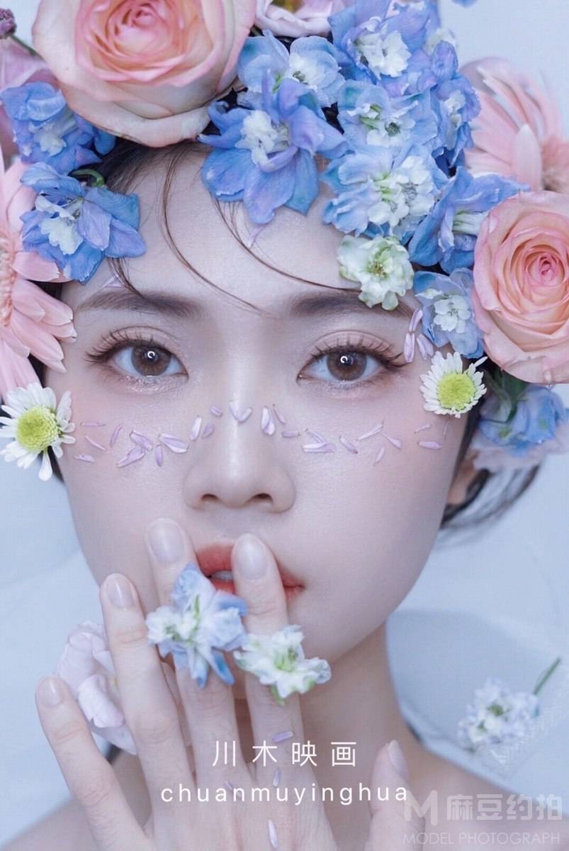 妆容模特