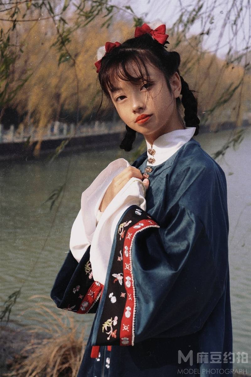 清新模特