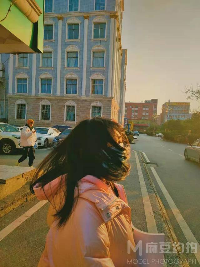 黑白模特