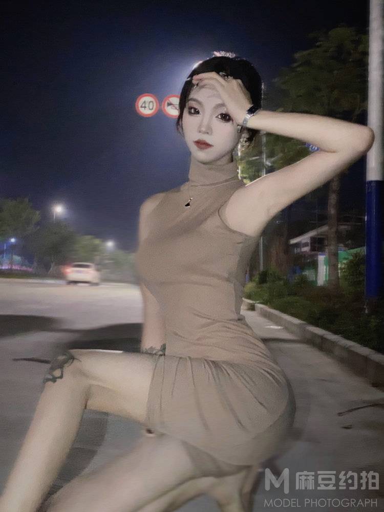 夜景模特