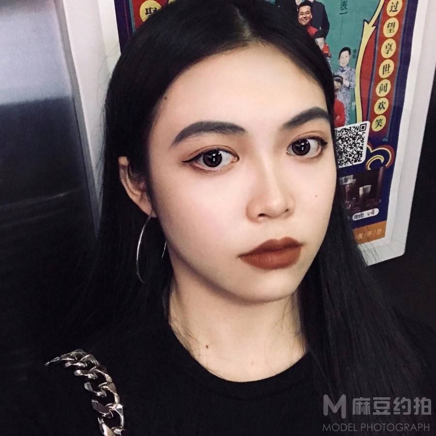 暗黑模特