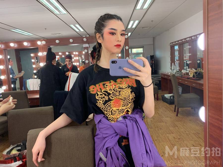 暗黑模特