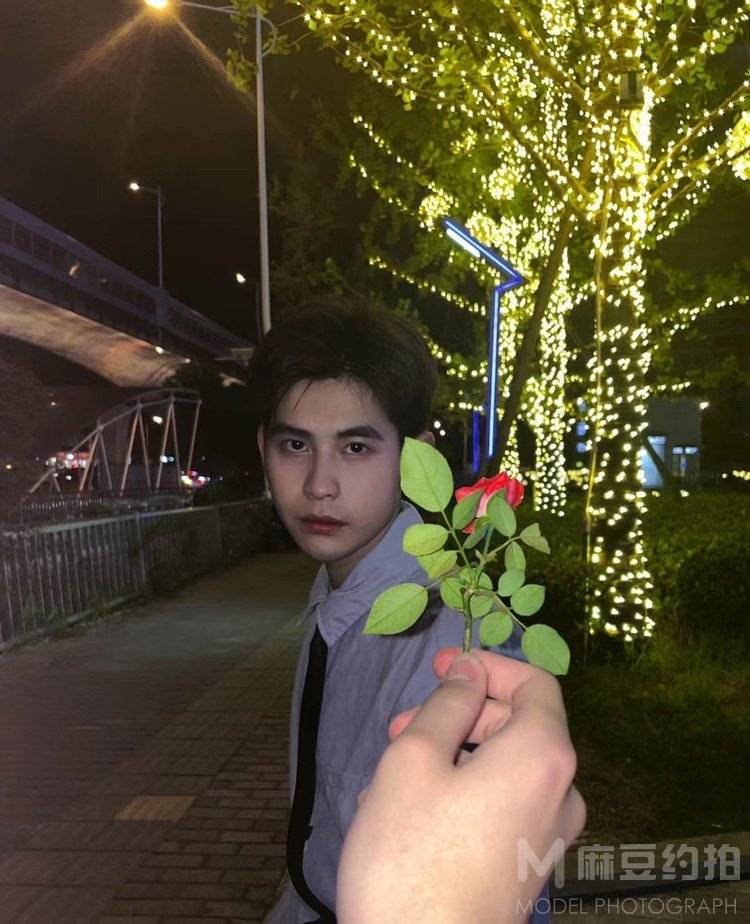 胶片模特