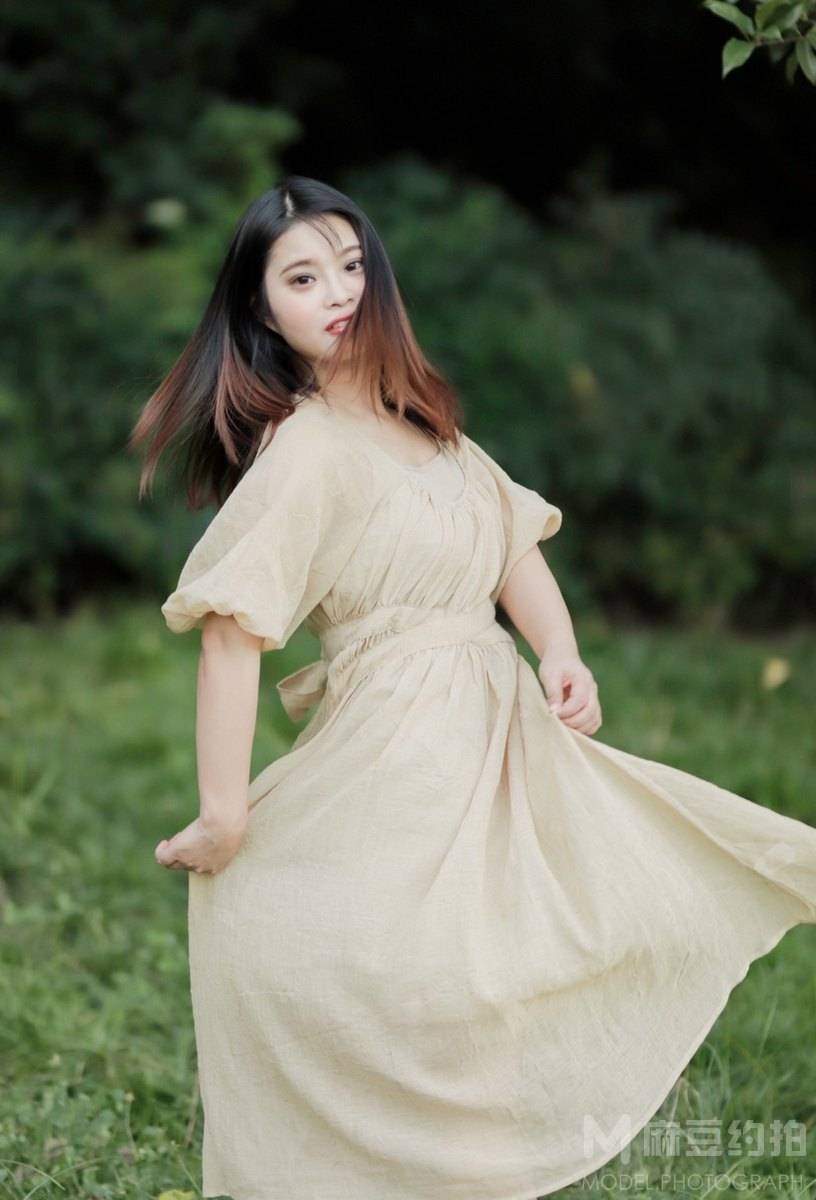 清新模特