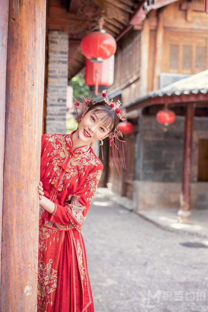 汉服模特