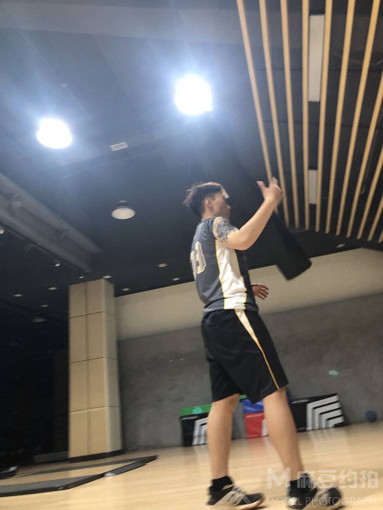 纪实模特