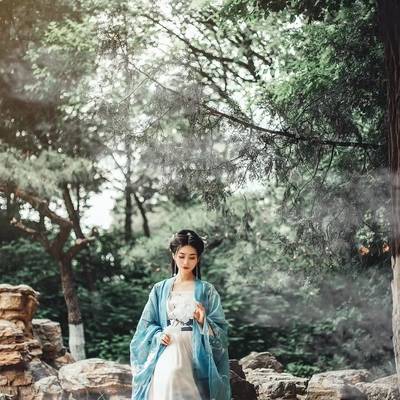 汉服模特