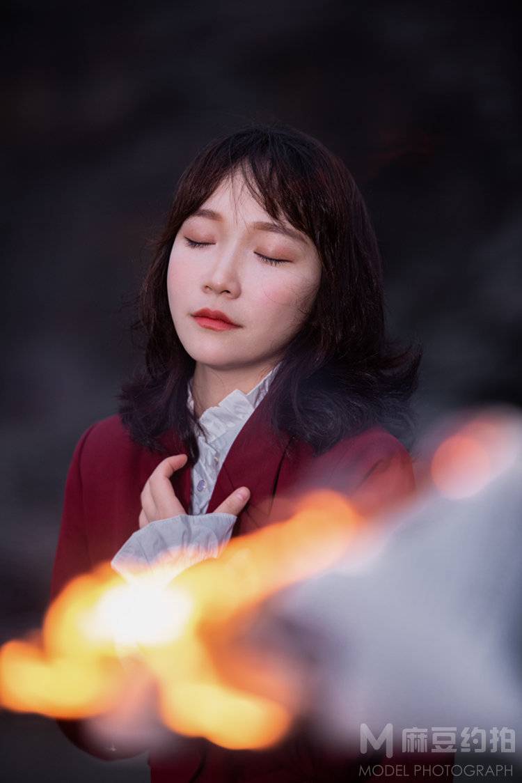 情绪模特