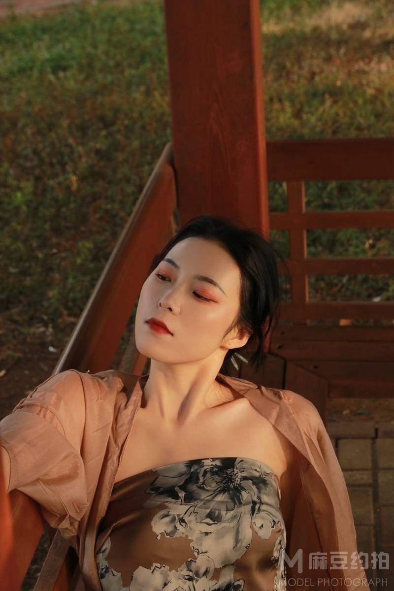 民国模特