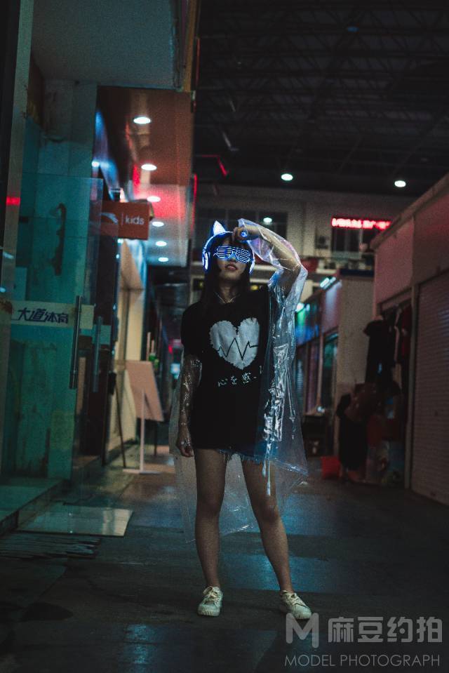 夜景模特
