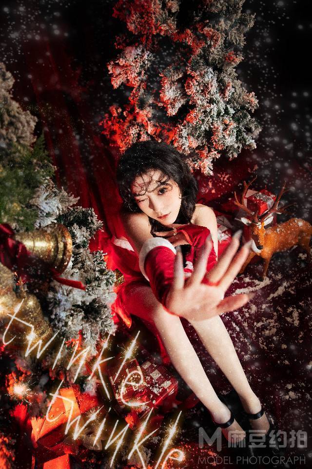 宝丽来模特
