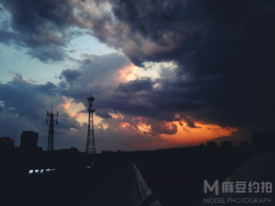 夜景模特