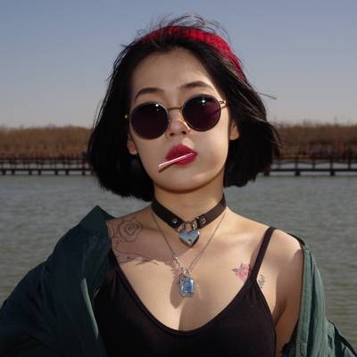 情绪模特