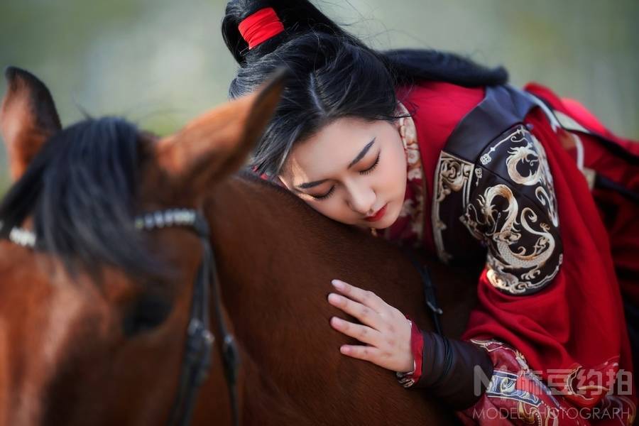 汉服模特