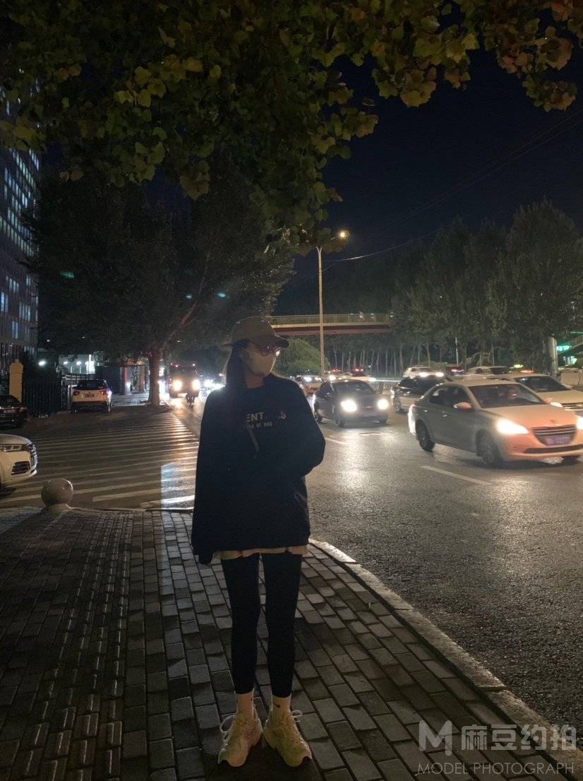 夜景模特