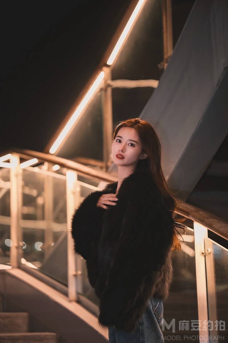 夜景模特
