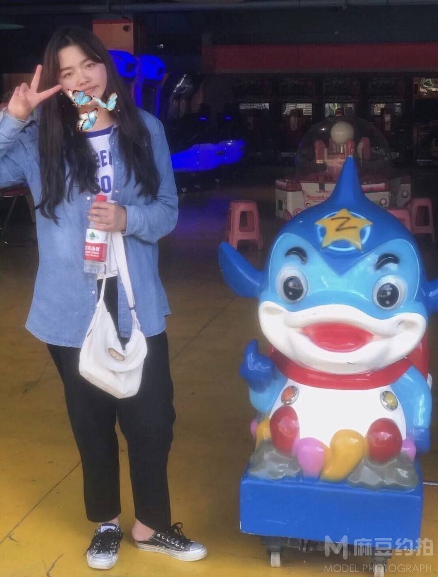 妆容模特