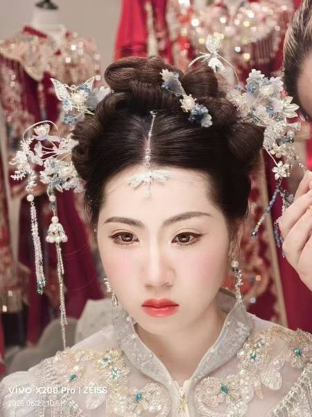 妆容模特