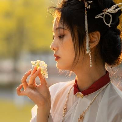 汉服模特