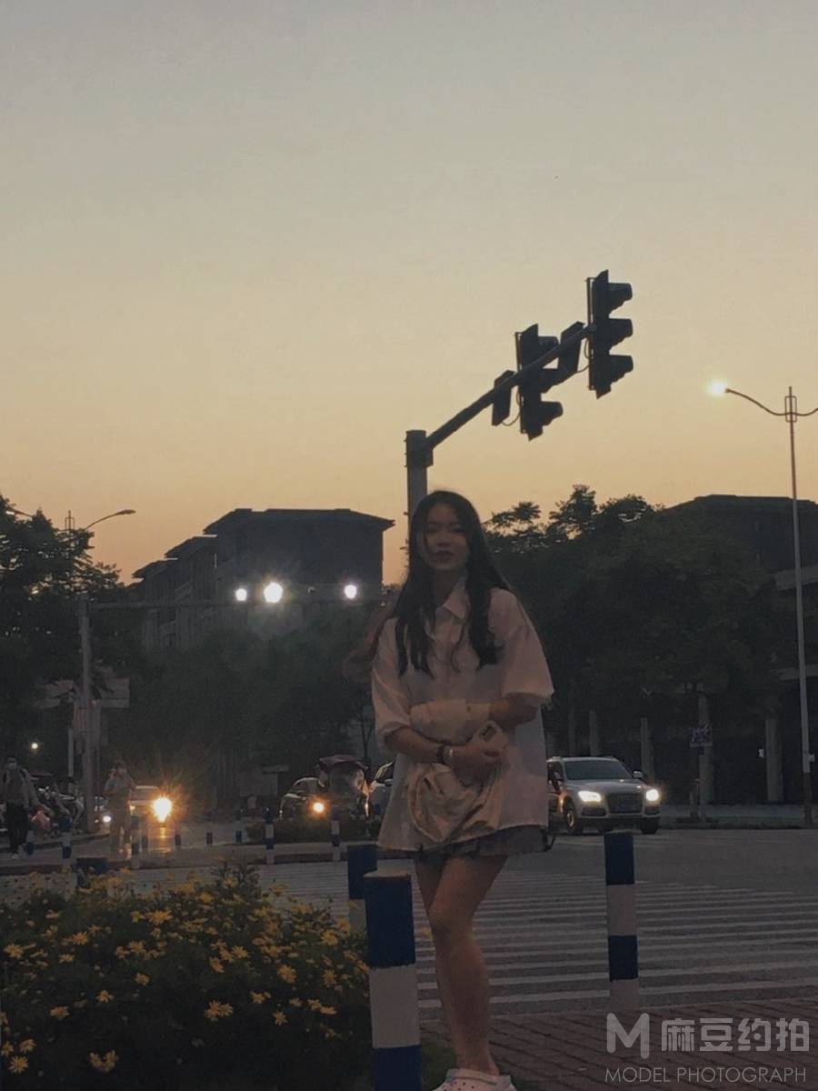 校园模特