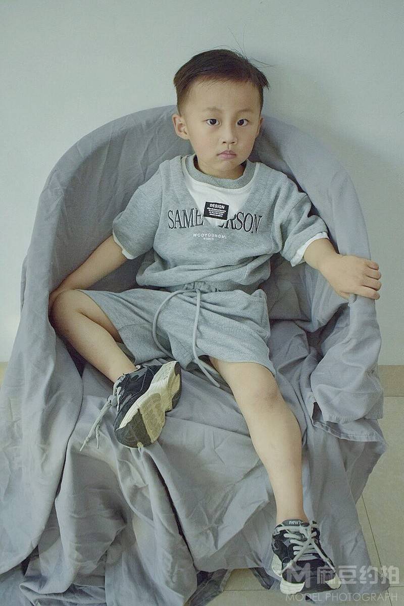 儿童摄影模特