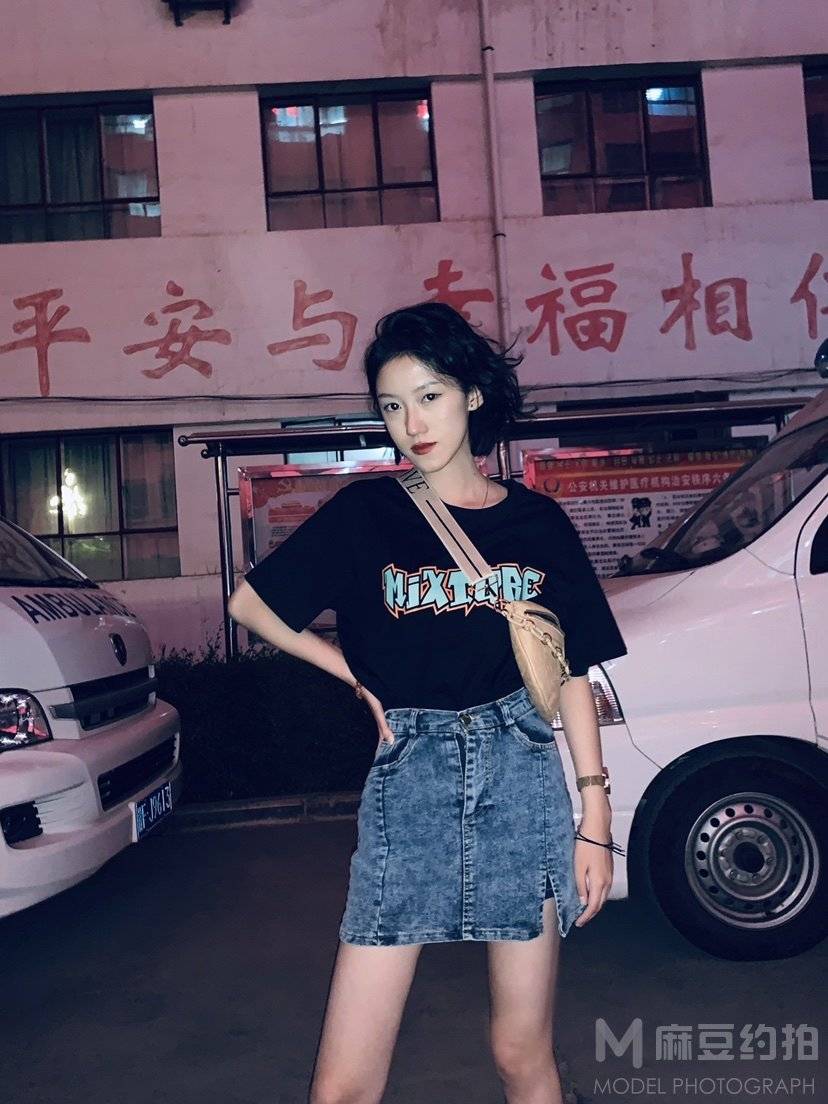 暗黑模特