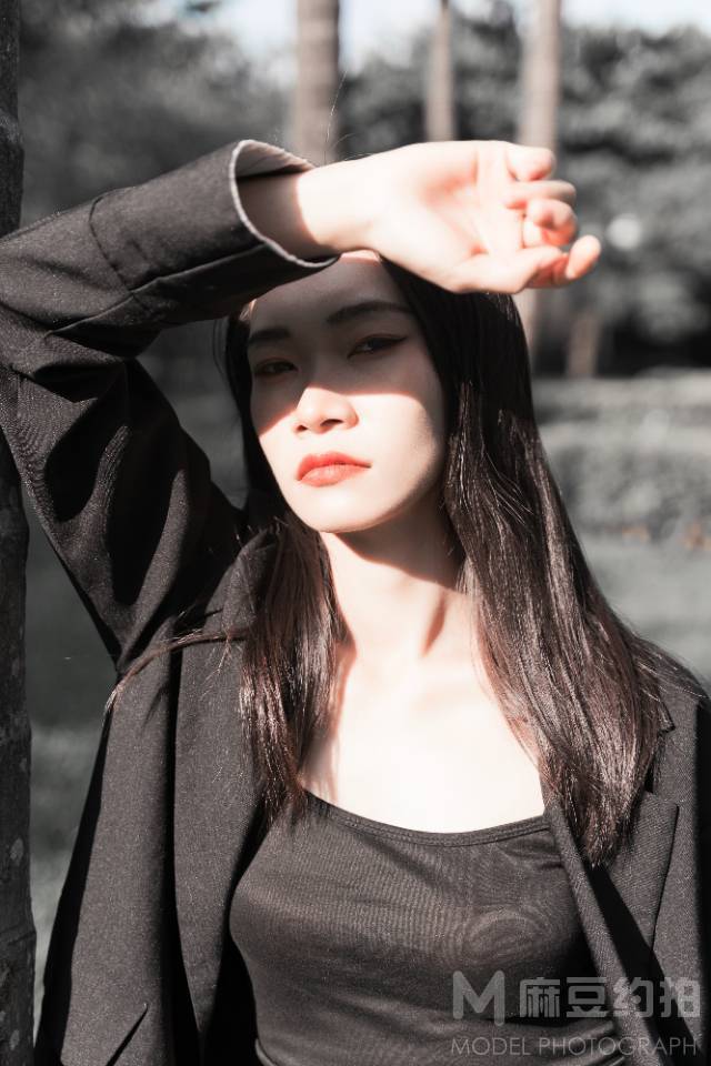 情绪模特