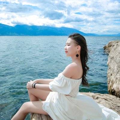 黑白模特