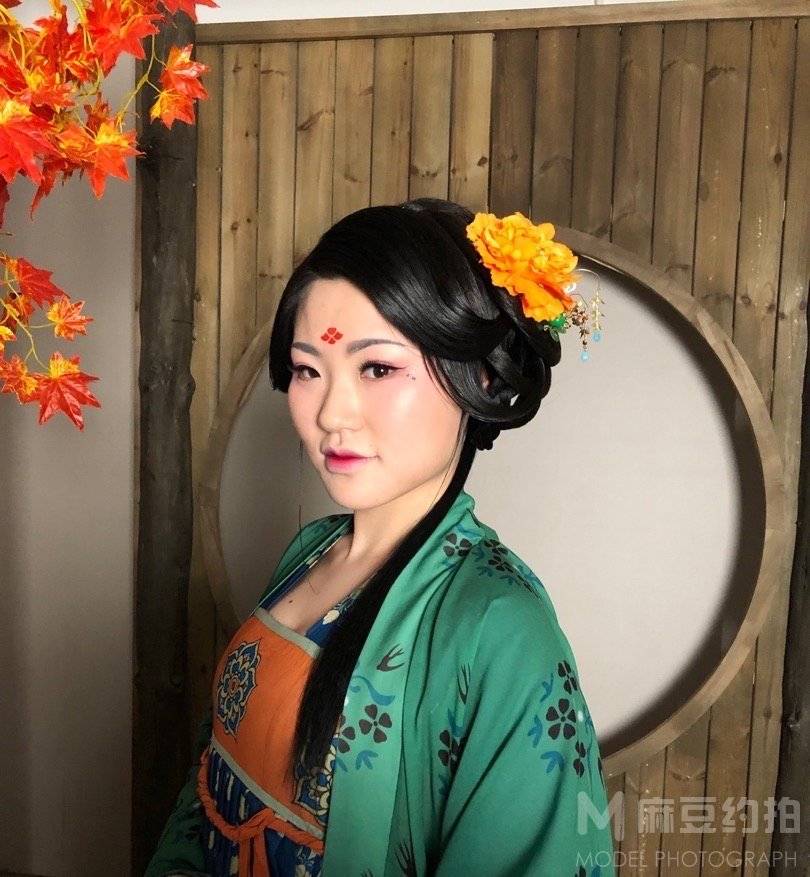 民国模特