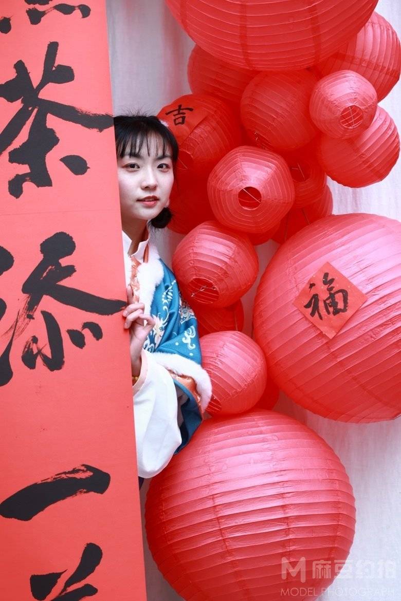 汉服模特