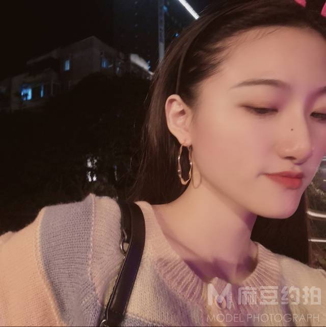 纪实模特